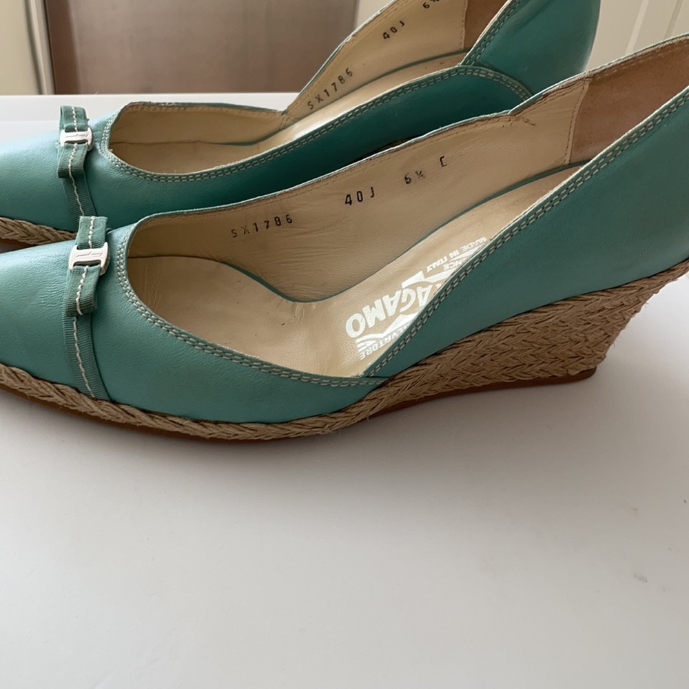 Shoes - Picture 12 of 12